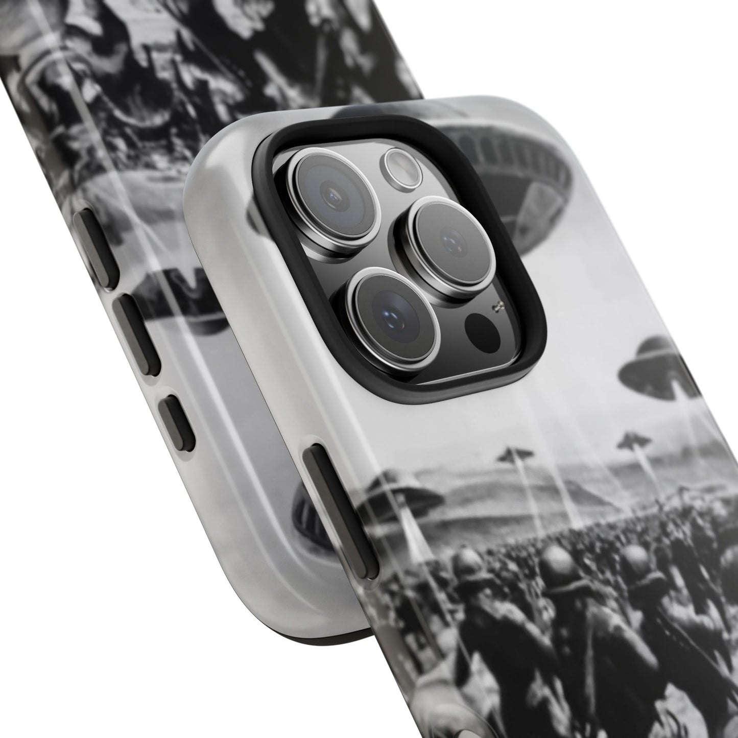 RetroWar UFO Encounter Tough Phone Case