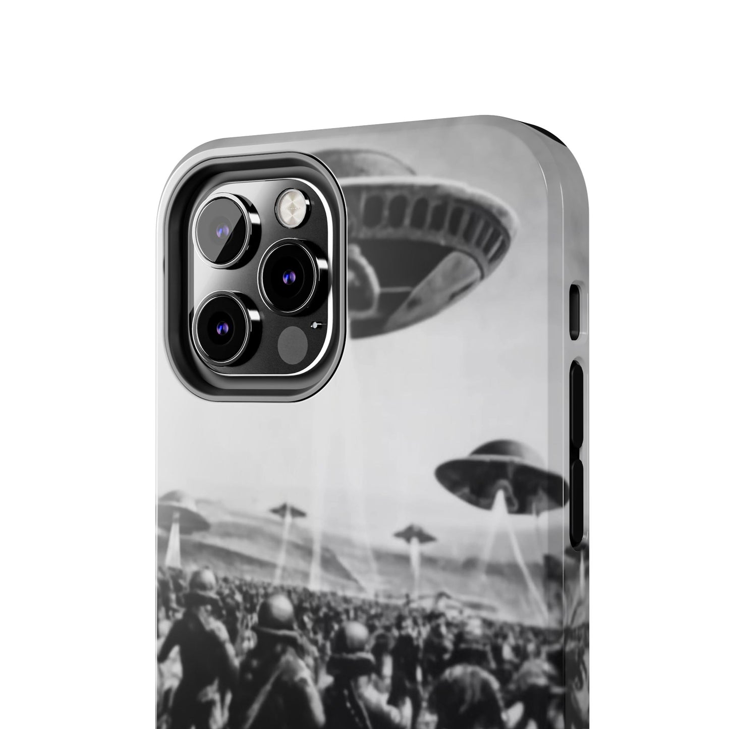 RetroWar UFO Encounter Tough Phone Case