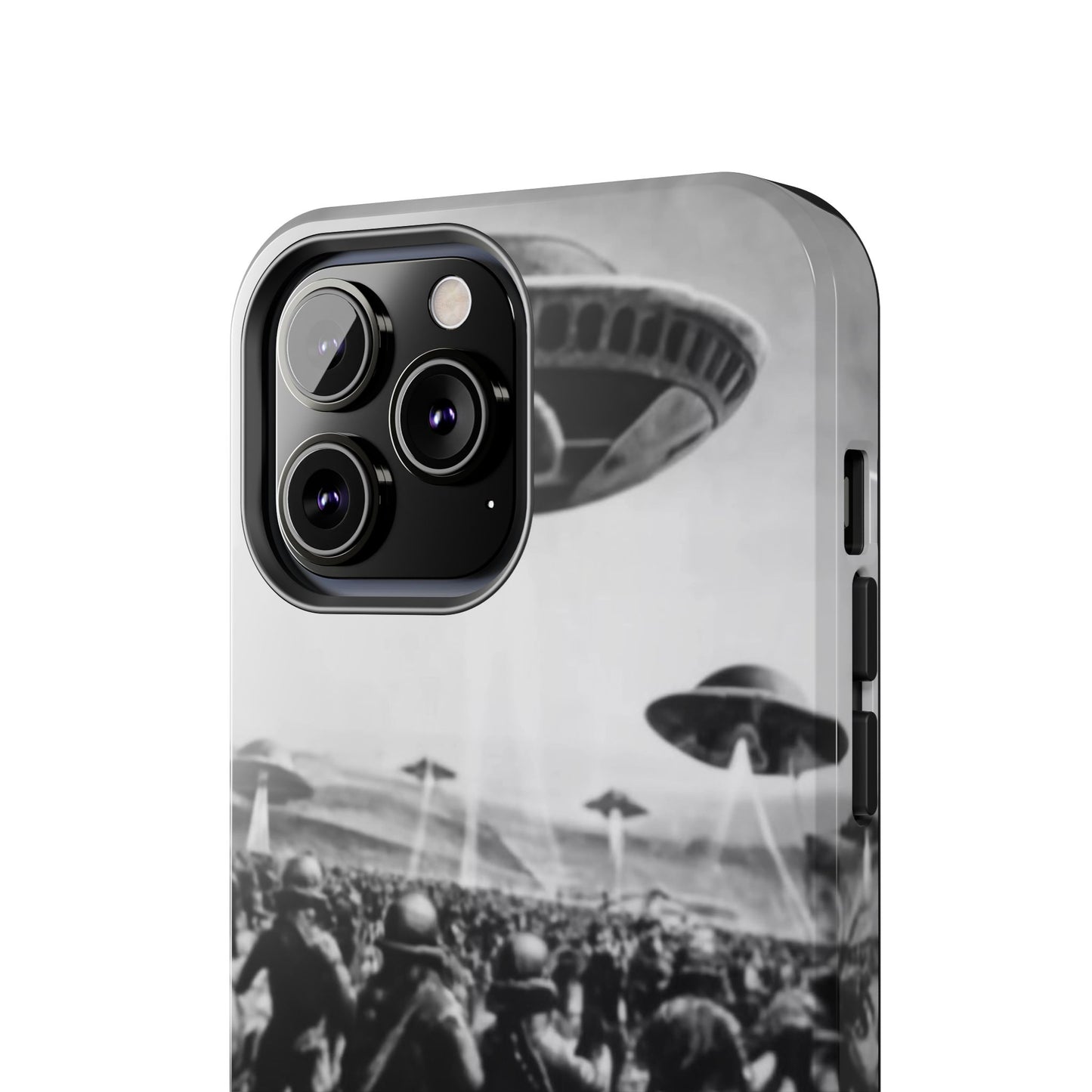 RetroWar UFO Encounter Tough Phone Case